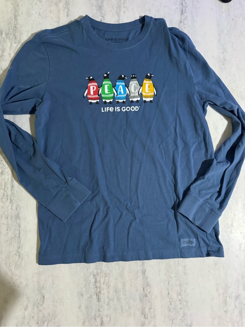Life is Good Cotton Cute Blue Long Sleeve 'PEACE' Penguins Holiday Winter Tee S